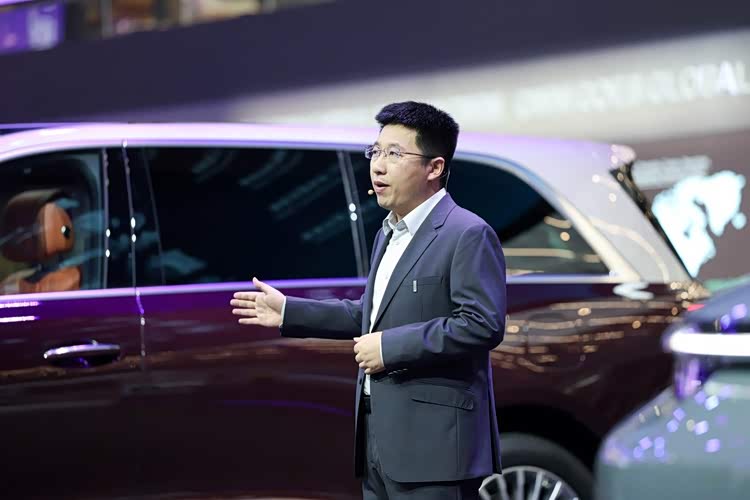 以技术立旗舰 以行动践契约，2026魏牌V9X亮相北京车展引关注