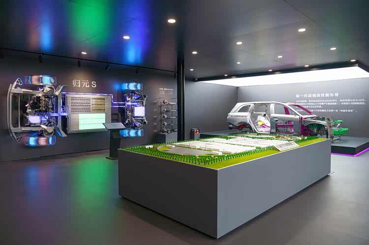 以技术立旗舰 以行动践契约，2026魏牌V9X亮相北京车展引关注