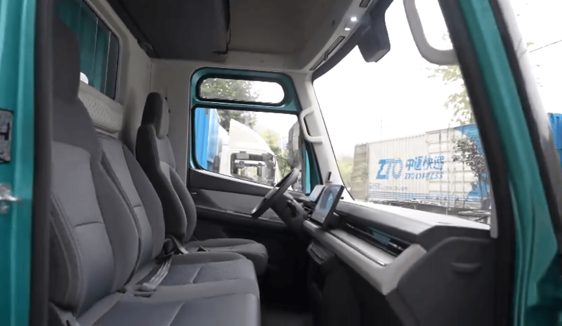 秦岭山路都敢跑吗？山区老司机实测欧马可Z高端纯电轻卡