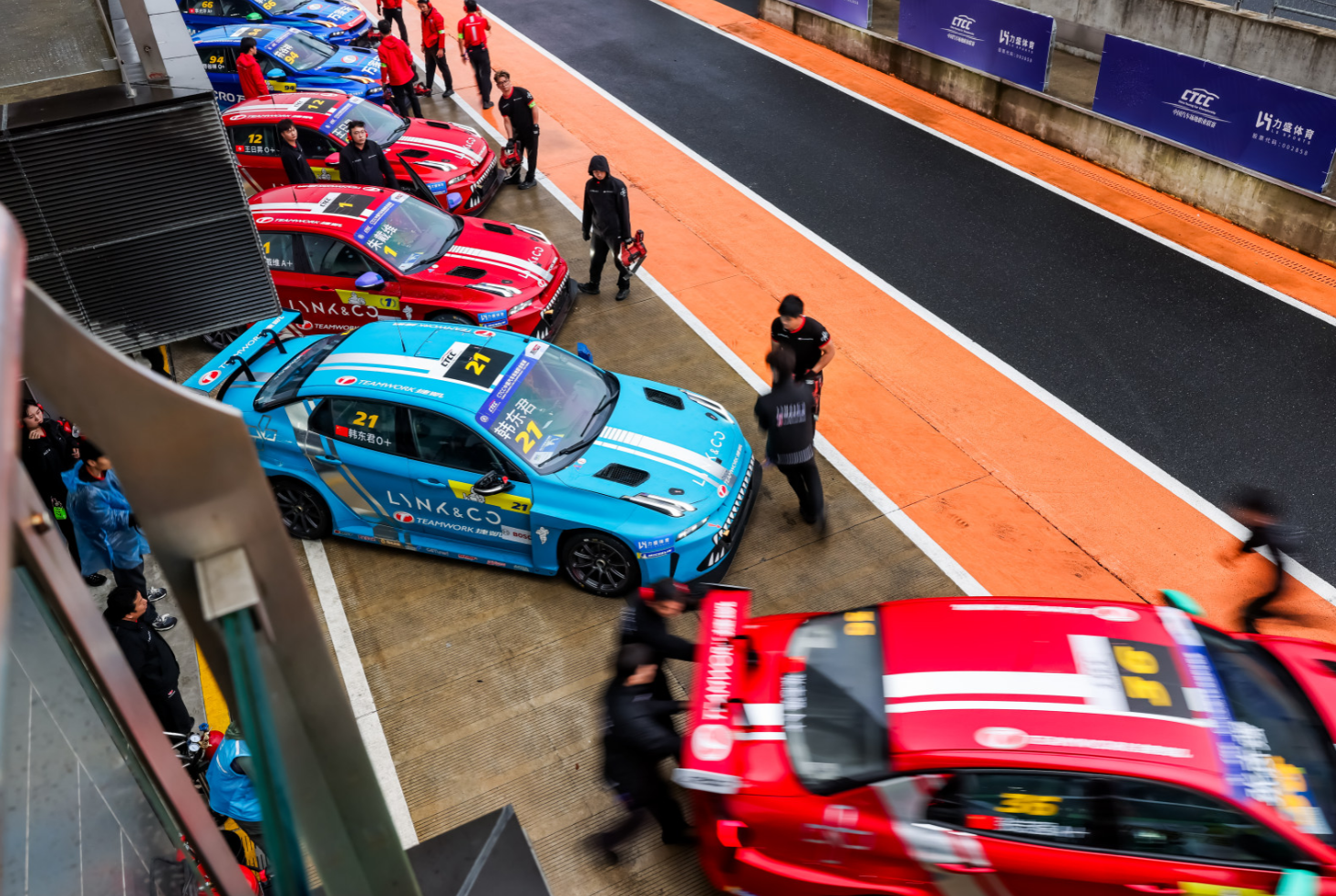 领克捷凯包揽2026TCR中国锦标赛三项年度总冠军